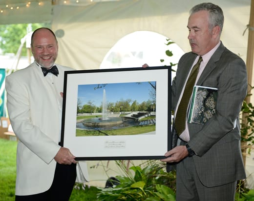 Thomas Herrera-Mishler receives award