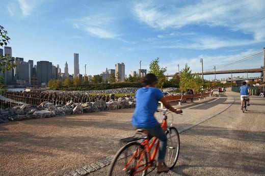 Waterfront promenade, heading north to Pier 1